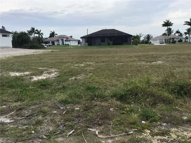 3828 NW 22nd TER, CAPE CORAL FL 33993