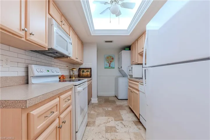 Kitchen and w/d area so easy to access - offers great cupboard space