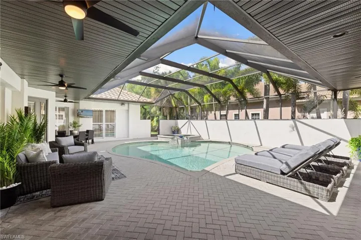 9798 Rocky Bank Dr, Naples, Florida 34109