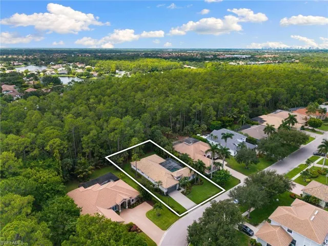 9798 Rocky Bank Dr, Naples, Florida 34109