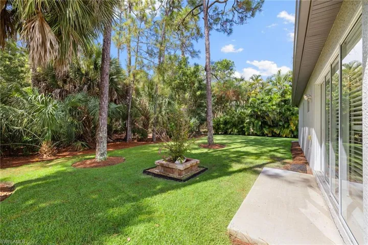 9798 Rocky Bank Dr, Naples, Florida 34109