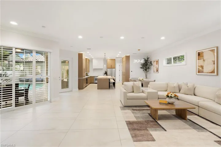9798 Rocky Bank Dr, Naples, Florida 34109