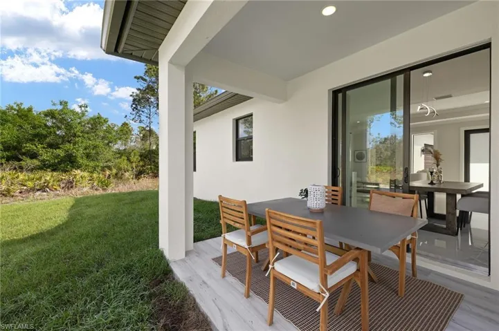 4706  26th SE AVE, Naples, FL 34117