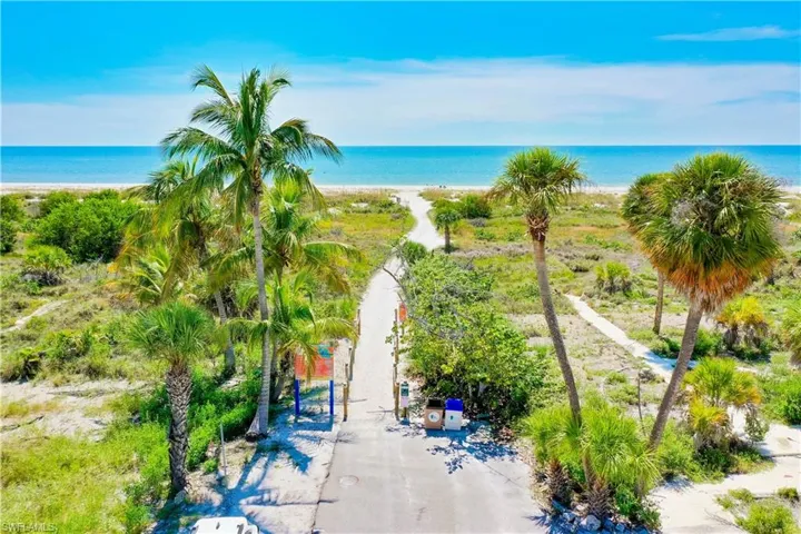 6053/6055 Gulf Rd, Fort Myers Beach, Florida 33931
