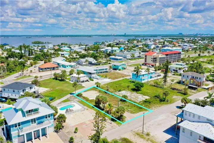 6053/6055 Gulf Rd, Fort Myers Beach, Florida 33931