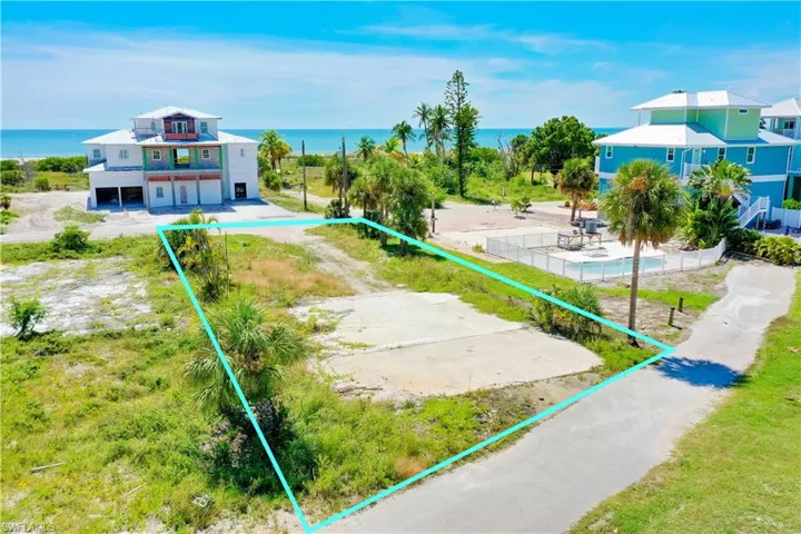 6053/6055 Gulf Rd, Fort Myers Beach, Florida 33931