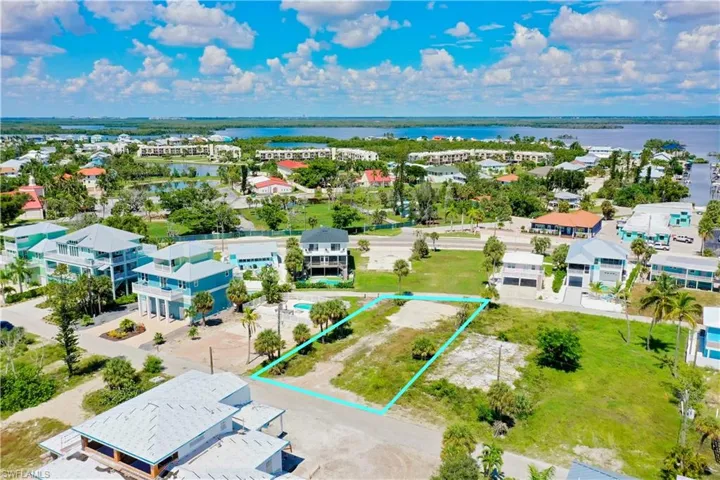 6053/6055 Gulf Rd, Fort Myers Beach, Florida 33931