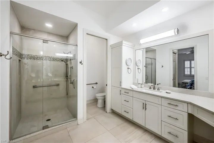 837 Sailaway Ln 204, Naples, Florida 34108