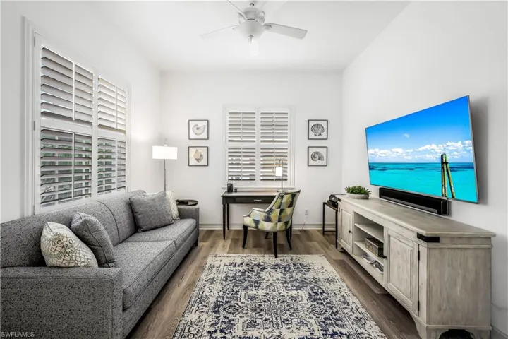 837 Sailaway Ln 204, Naples, Florida 34108