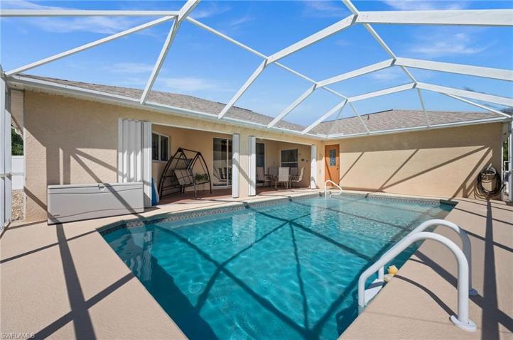 Large Lanai