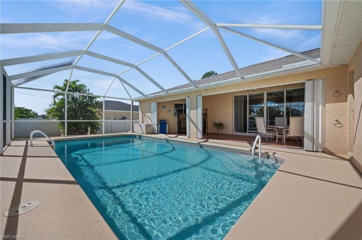 Large Pool and Lanai