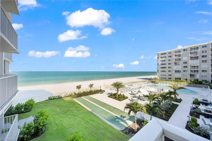 3443  Gulf Shore N BLVD, Naples, FL 34103