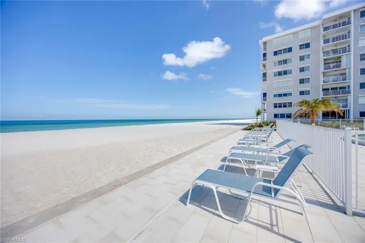 3443  Gulf Shore N BLVD, Naples, FL 34103