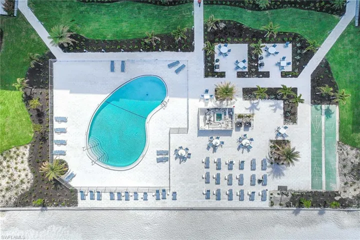 3443  Gulf Shore N BLVD, Naples, FL 34103