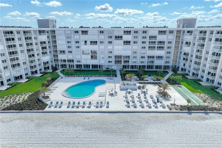 3443  Gulf Shore N BLVD, Naples, FL 34103