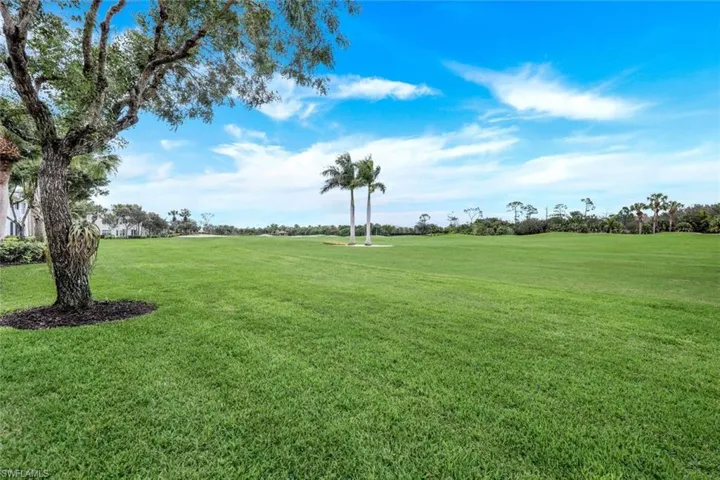 6025 Pinnacle LN # 602, NAPLES FL 34110
