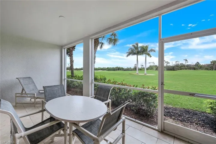 6025 Pinnacle LN # 602, NAPLES FL 34110