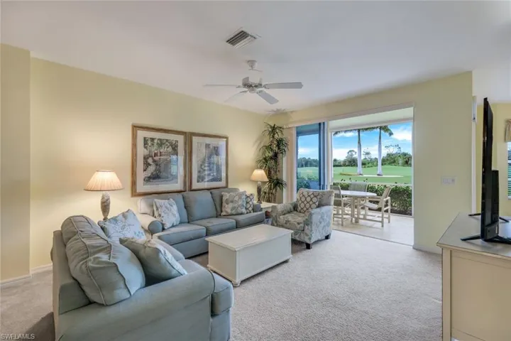 6025 Pinnacle LN # 602, NAPLES FL 34110