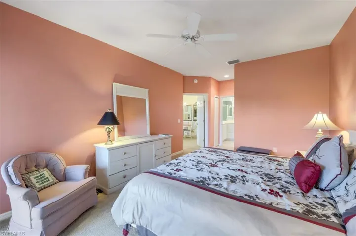6025 Pinnacle LN # 602, NAPLES FL 34110