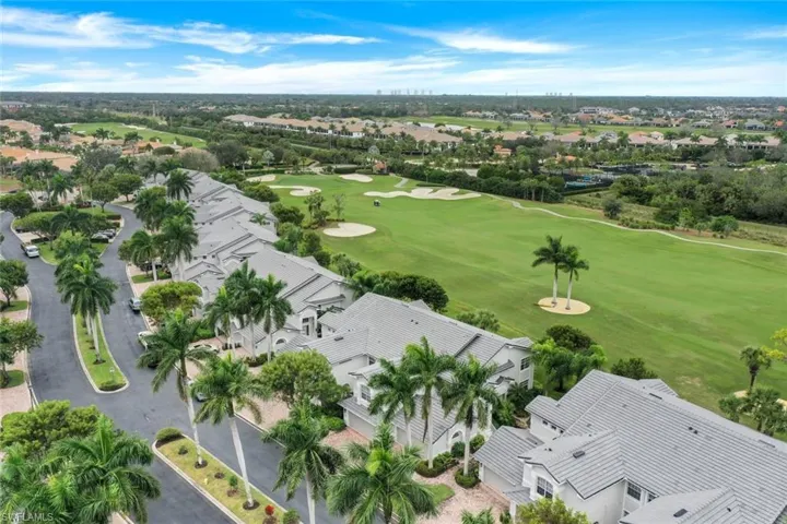 6025 Pinnacle LN # 602, NAPLES FL 34110