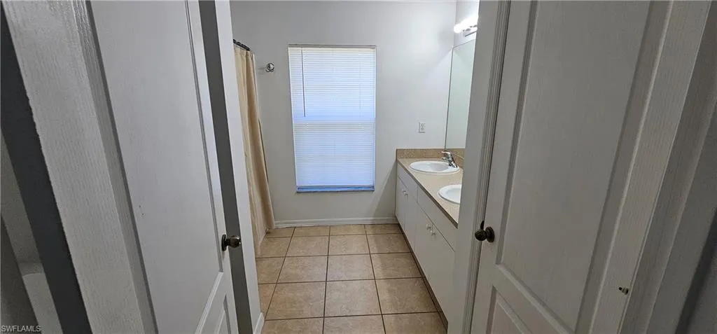 815  Porter E ST, Lehigh Acres, FL 33974