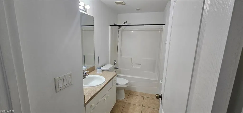 815  Porter E ST, Lehigh Acres, FL 33974