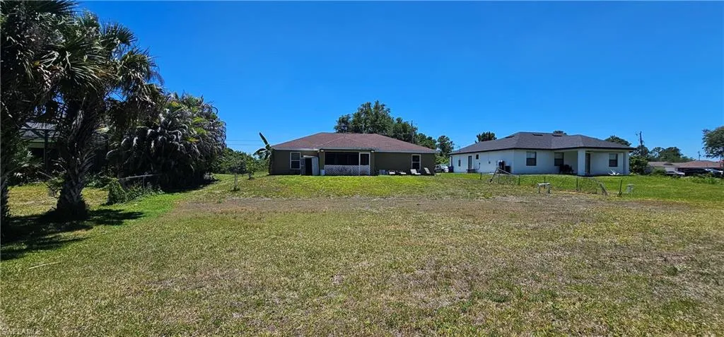 815  Porter E ST, Lehigh Acres, FL 33974