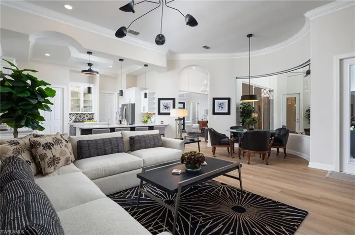 3105 Terramar Dr, Naples, Florida 34119