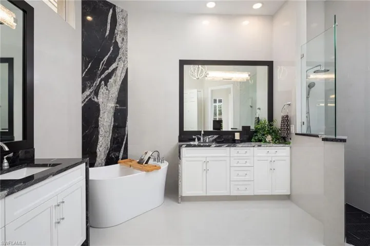 3105 Terramar Dr, Naples, Florida 34119
