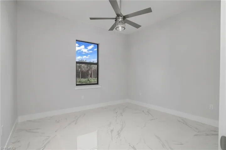 791 14th St Ne, Naples, Florida 34120