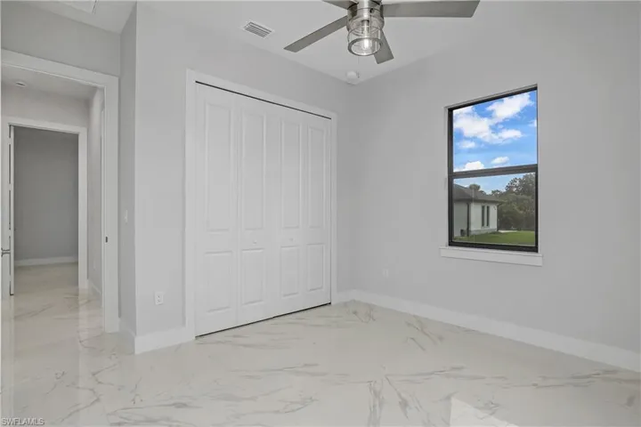 791 14th St Ne, Naples, Florida 34120