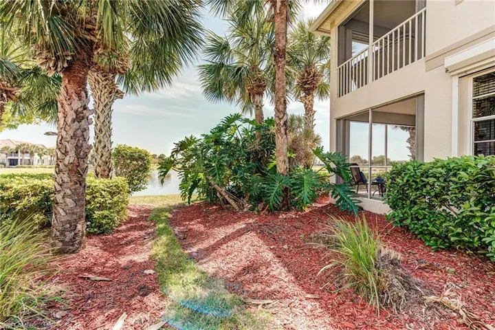 View of the lanai landscaping
