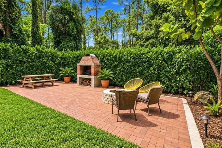 4875 Teak Wood Dr, Naples, Florida 34119