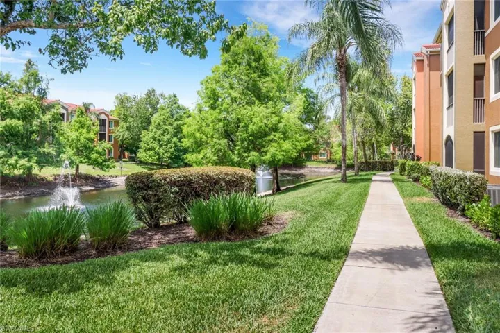 1190  Reserve  WAY, Naples, FL 34105