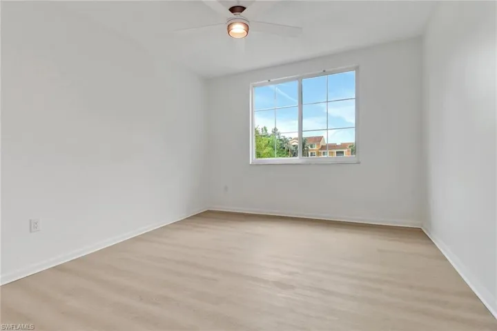 1190  Reserve  WAY, Naples, FL 34105