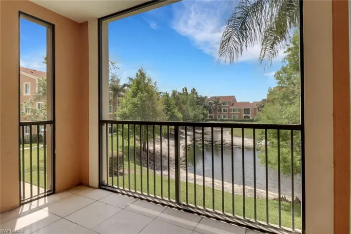 1190  Reserve  WAY, Naples, FL 34105