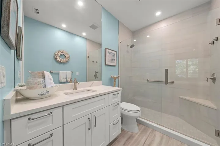 2548 Wulfert Rd, Sanibel, Florida 33957