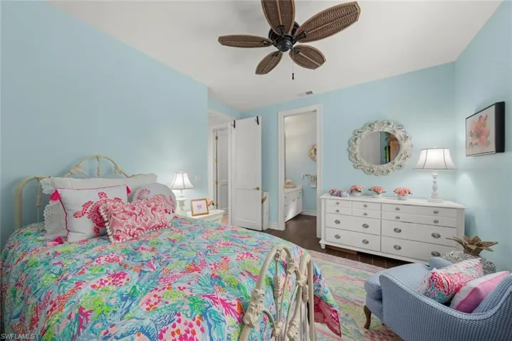 2548 Wulfert Rd, Sanibel, Florida 33957
