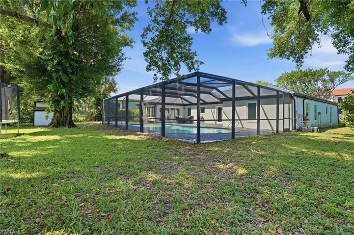 3931 W Riverside Dr, Fort Myers, Florida 33901
