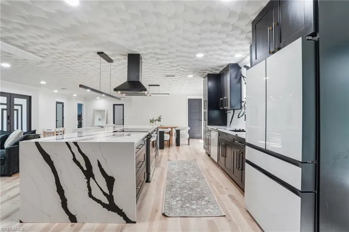 3931 W Riverside Dr, Fort Myers, Florida 33901