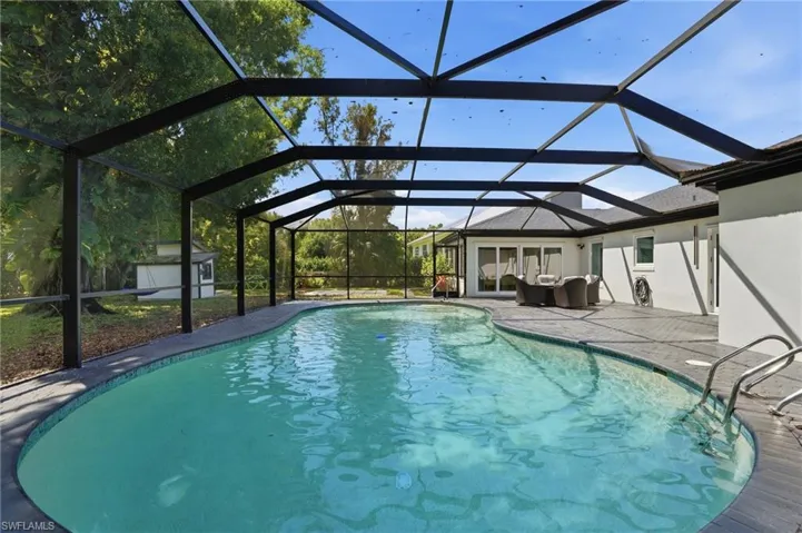3931 W Riverside Dr, Fort Myers, Florida 33901