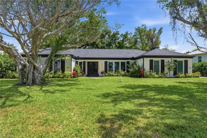 3931 W Riverside Dr, Fort Myers, Florida 33901
