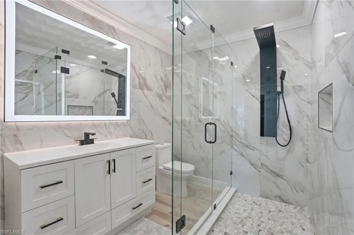 3931 W Riverside Dr, Fort Myers, Florida 33901