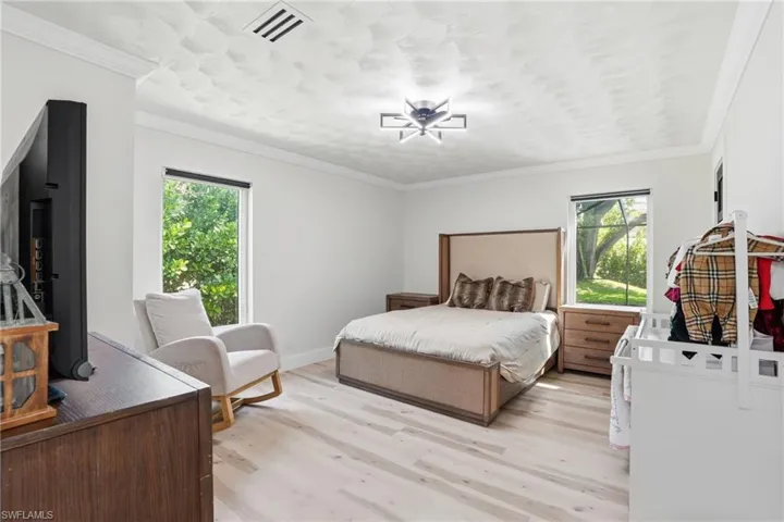 3931 W Riverside Dr, Fort Myers, Florida 33901