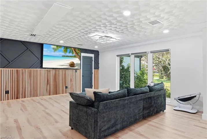 3931 W Riverside Dr, Fort Myers, Florida 33901
