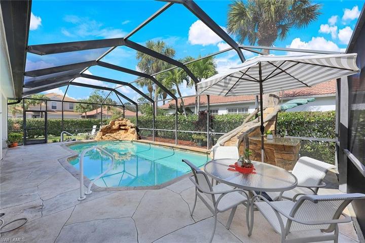 16165 Parque LN, NAPLES FL 34110