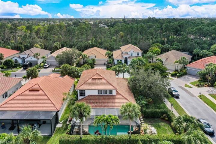 16165 Parque LN, NAPLES FL 34110