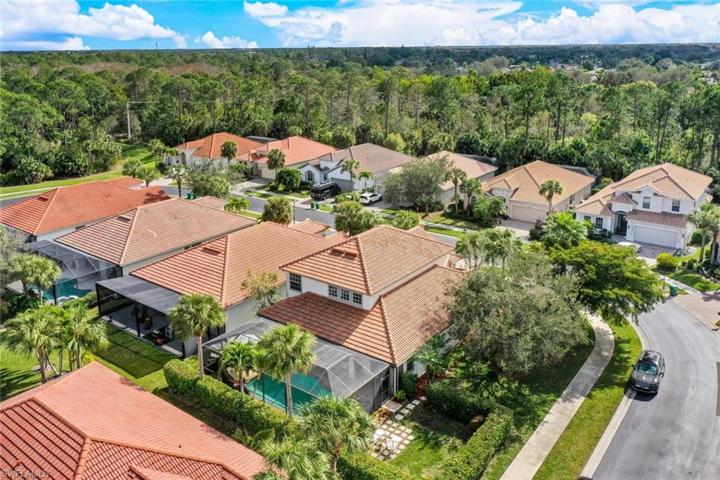 16165 Parque LN, NAPLES FL 34110