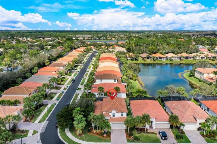 16165 Parque LN, NAPLES FL 34110