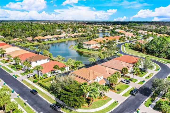 16165 Parque LN, NAPLES FL 34110